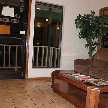 Oak Hill Inn And Suites Tahlequah Экстерьер фото