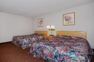 Oak Hill Inn And Suites Tahlequah Номер фото