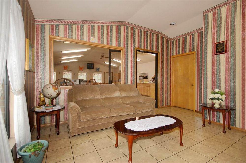 Oak Hill Inn And Suites Tahlequah Экстерьер фото