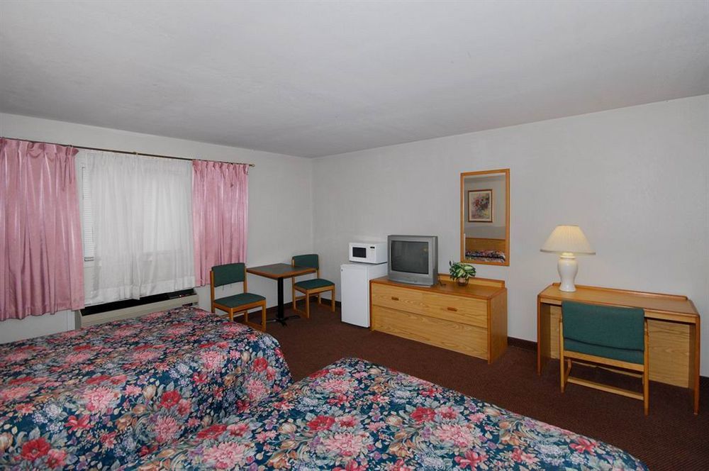 Oak Hill Inn And Suites Tahlequah Экстерьер фото