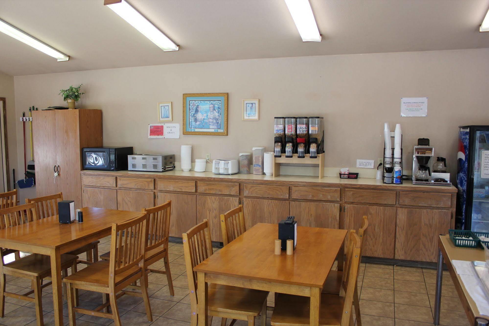 Oak Hill Inn And Suites Tahlequah Экстерьер фото